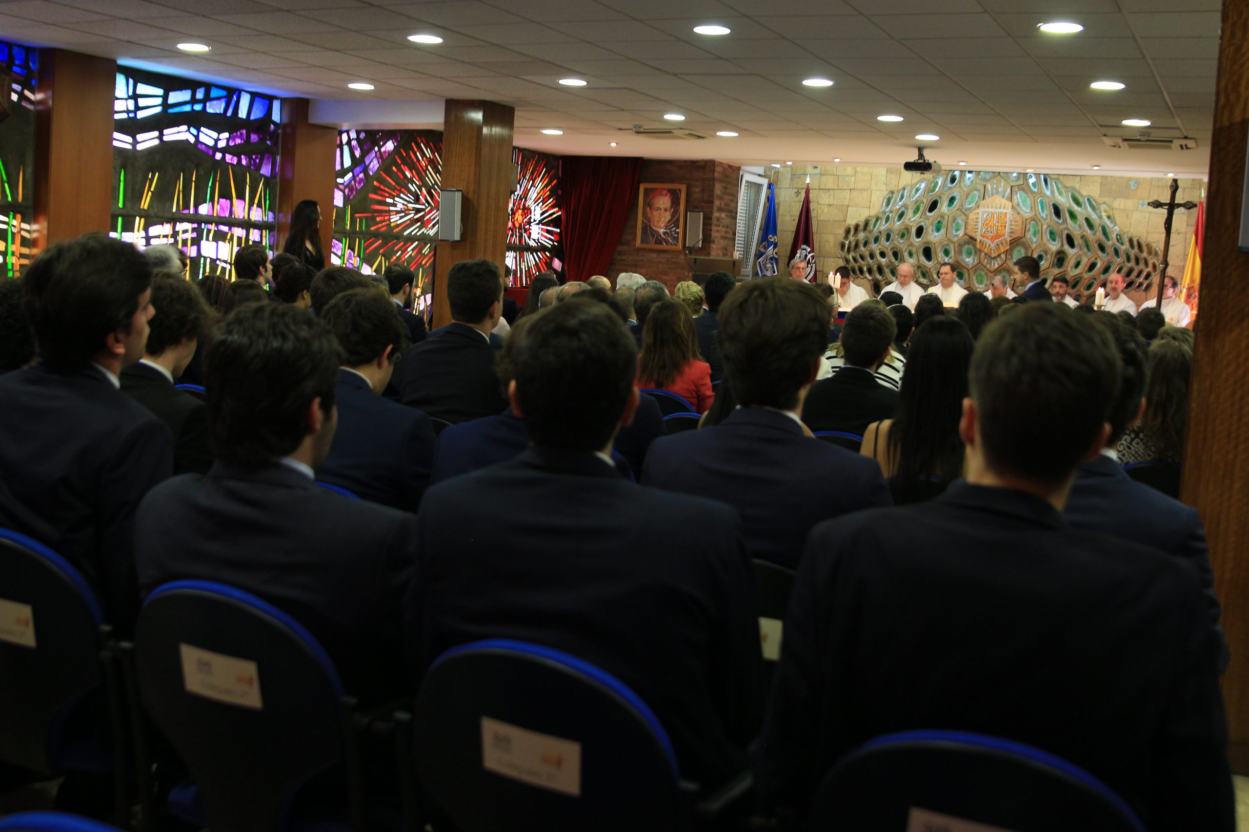 Eucaristía Acto de Clausura de Curso y del Cincuentenario Colegio Mayor Alcalá Madrid